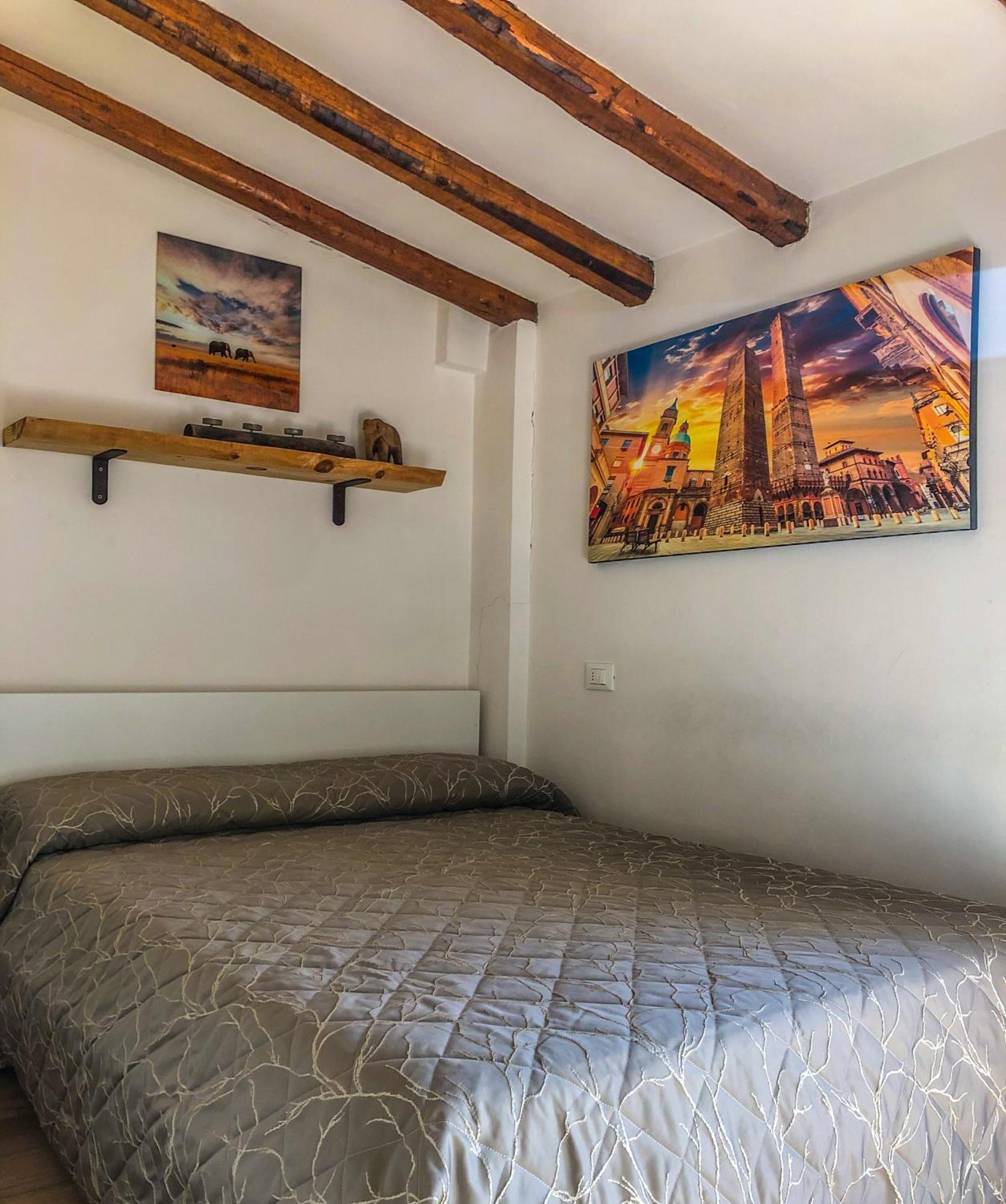 דירות Healthy Flat Bologna - Tower Skyline View מראה חיצוני תמונה